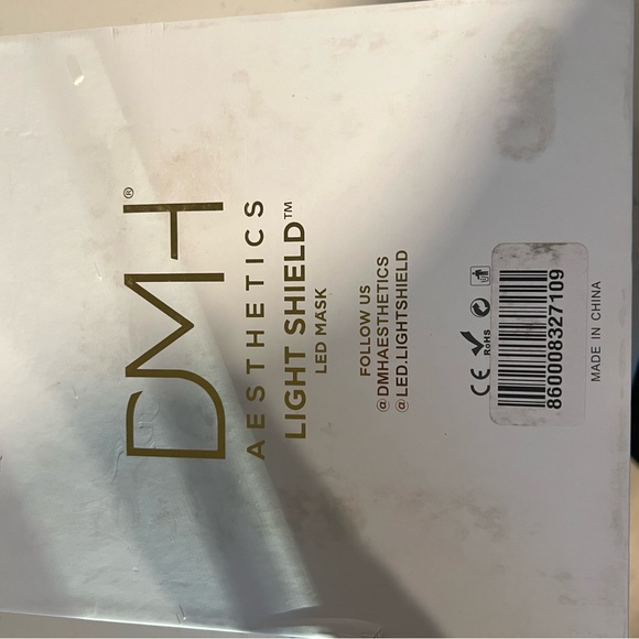 DMH Aesthetics Light Shield - Picture 3 of 3